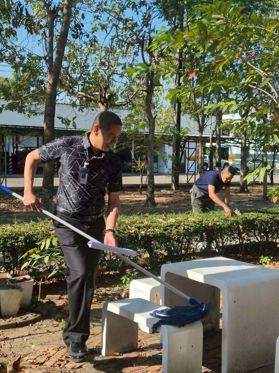 LINE ALBUM กิจกรรมทำความสะอาด big cleaning dayสบศ.ฯ 090169 260109 6